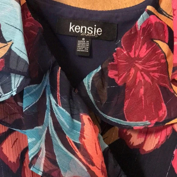 Women’s dress - Picture 4 of 5